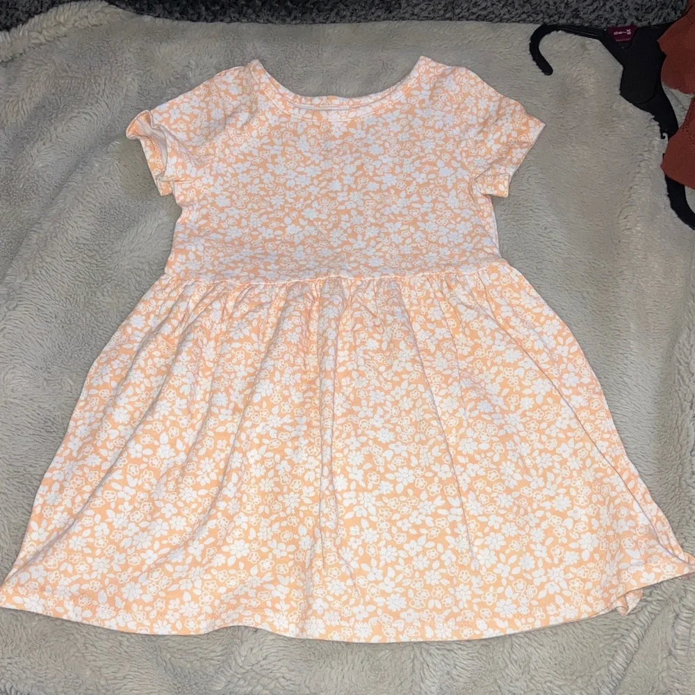 Lot of Four Girls Dresses, 3T—-Old Navy, Cat & Jack, Disney